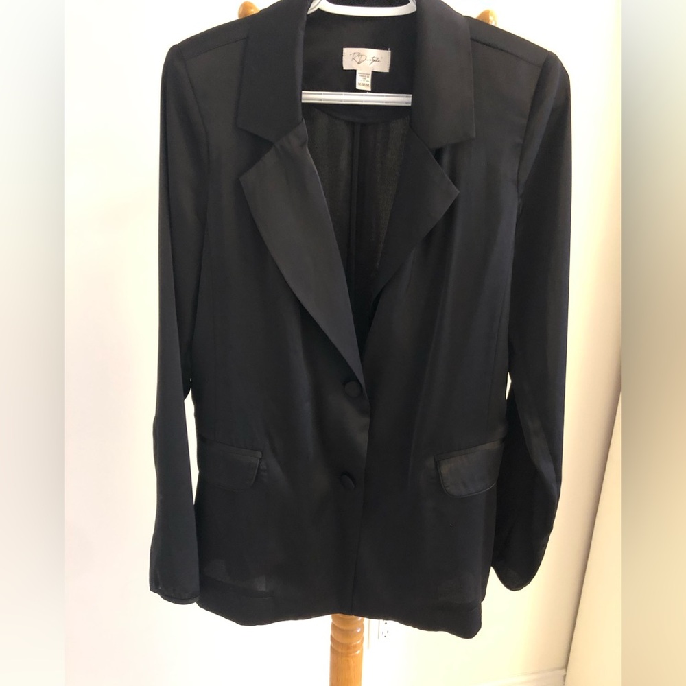 Chic Black Women's Satin Look Blazer